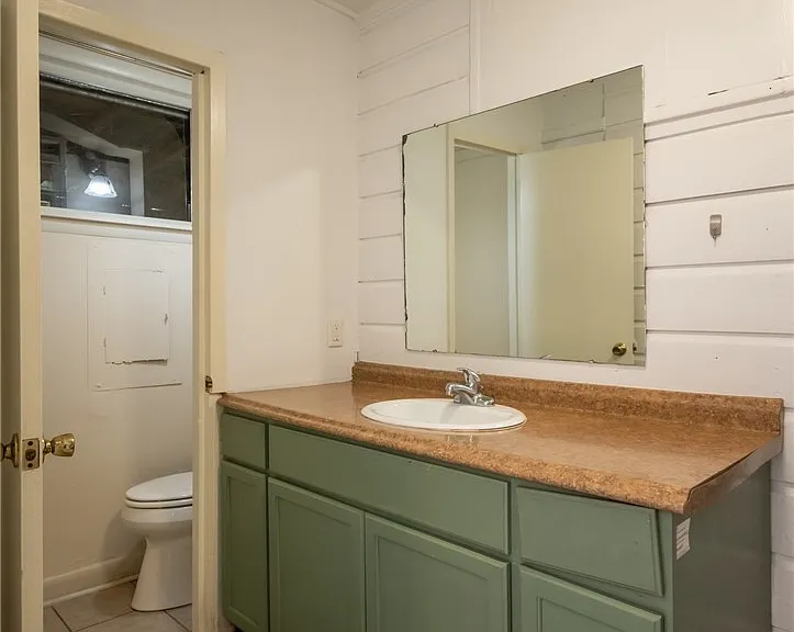 175 Habersham Way — Photo 32