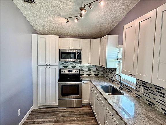 5th image of 2604 W Kirby St