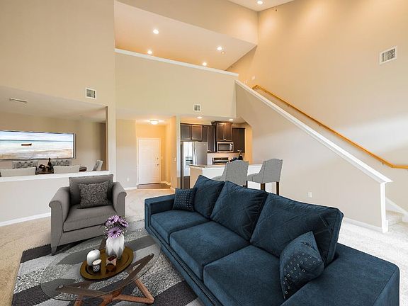Spacious and Bright Living Room