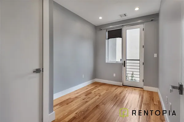 Rented by Rentopia | media 21