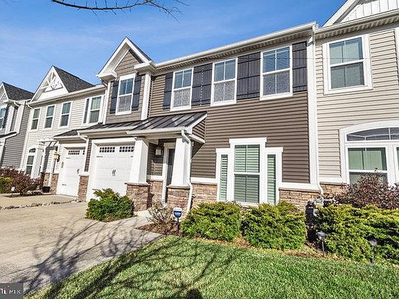 4th image of 33308 Guilford Ln Unit 8