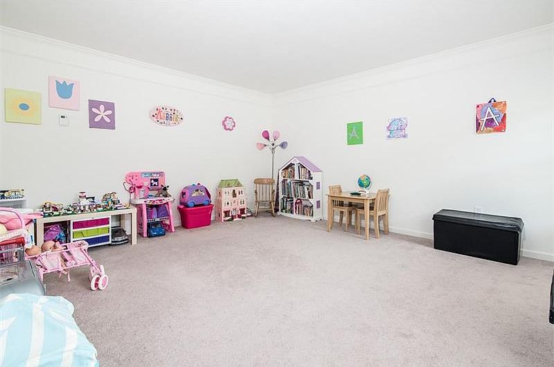 8002 Maureen Dr, Cranberry Township, PA 16066 Zillow