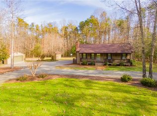 15440 Hopeful Church Rd, Bumpass, VA 23024