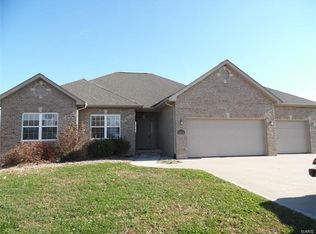 1438 Bridgehampton, Troy, IL 62294
