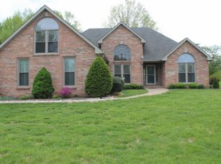 2033 Hidden Mdws, Adams, TN 37010