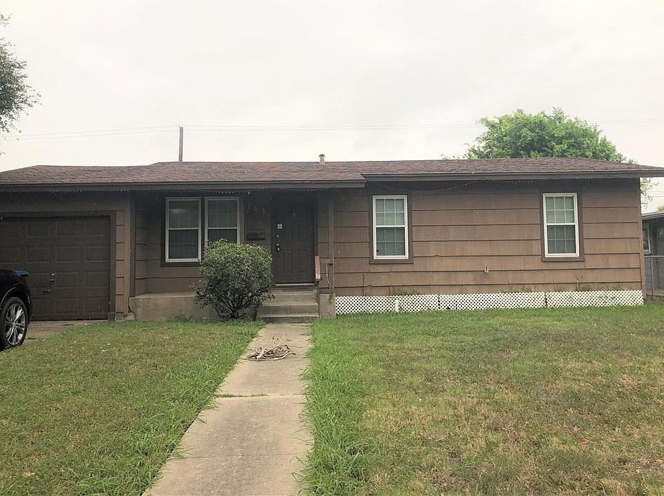 1st image of 105 Holly Dr