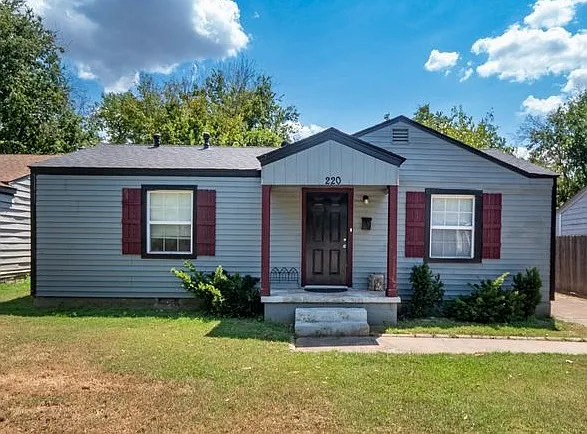 220 W Jacobs Dr