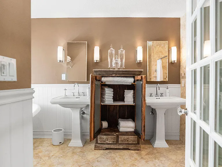 1256 Lake Breeze Dr — Photo 20