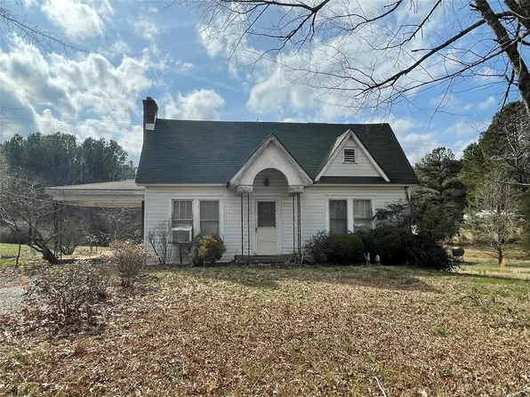 4587 State Highway 109 N, Troy, NC 27371