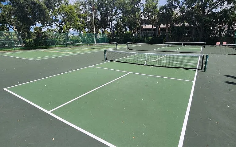 1515 Pinellas Bayway S #17 — Photo 35