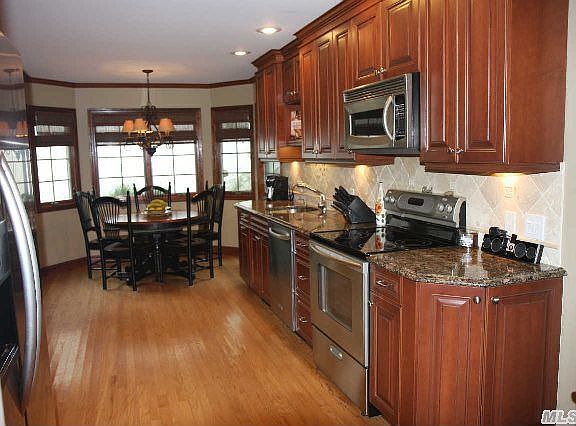 3rd image of 24 Truval Ln