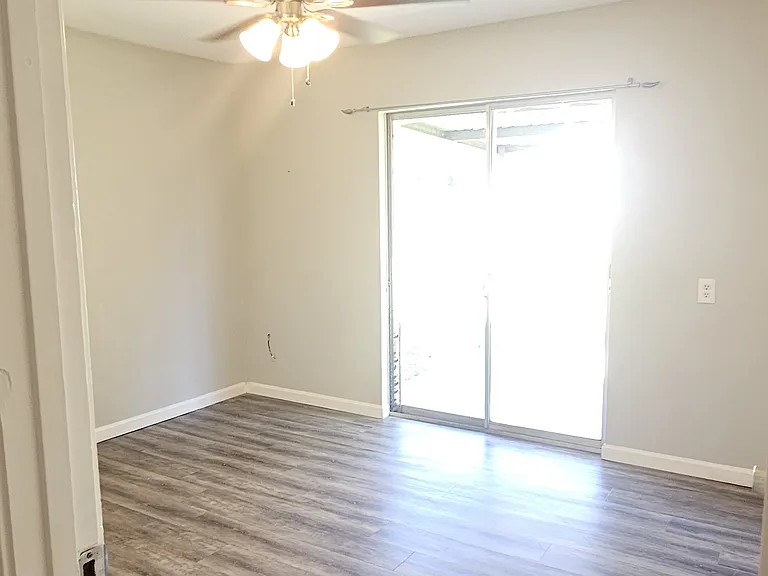 308 Paula Ave — Photo 6