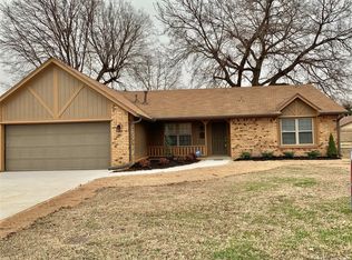 1131 N Detroit Ave, Tulsa, OK 74106