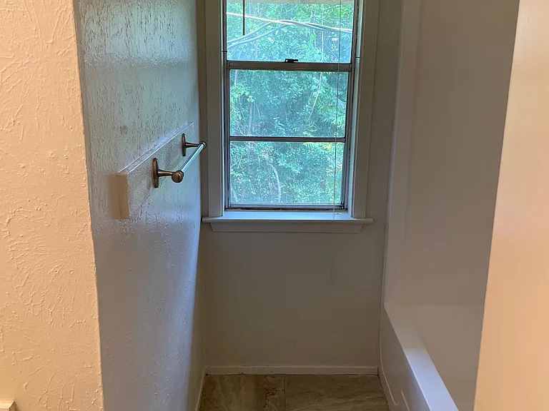 Ridgewood Village — Photo 8