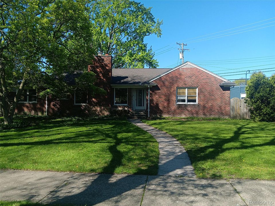 1st image of 967 Washington Rd