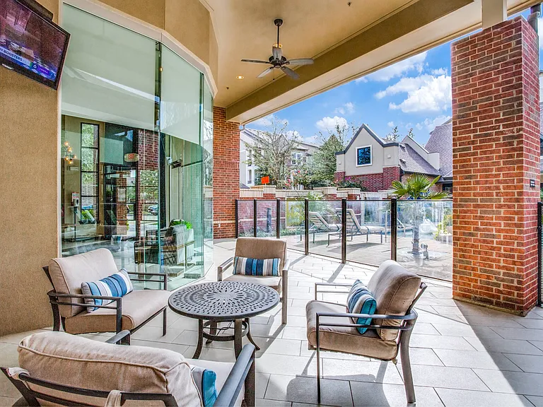 One -, Two-, and Three-Bedroom Apartments in Flower Mound