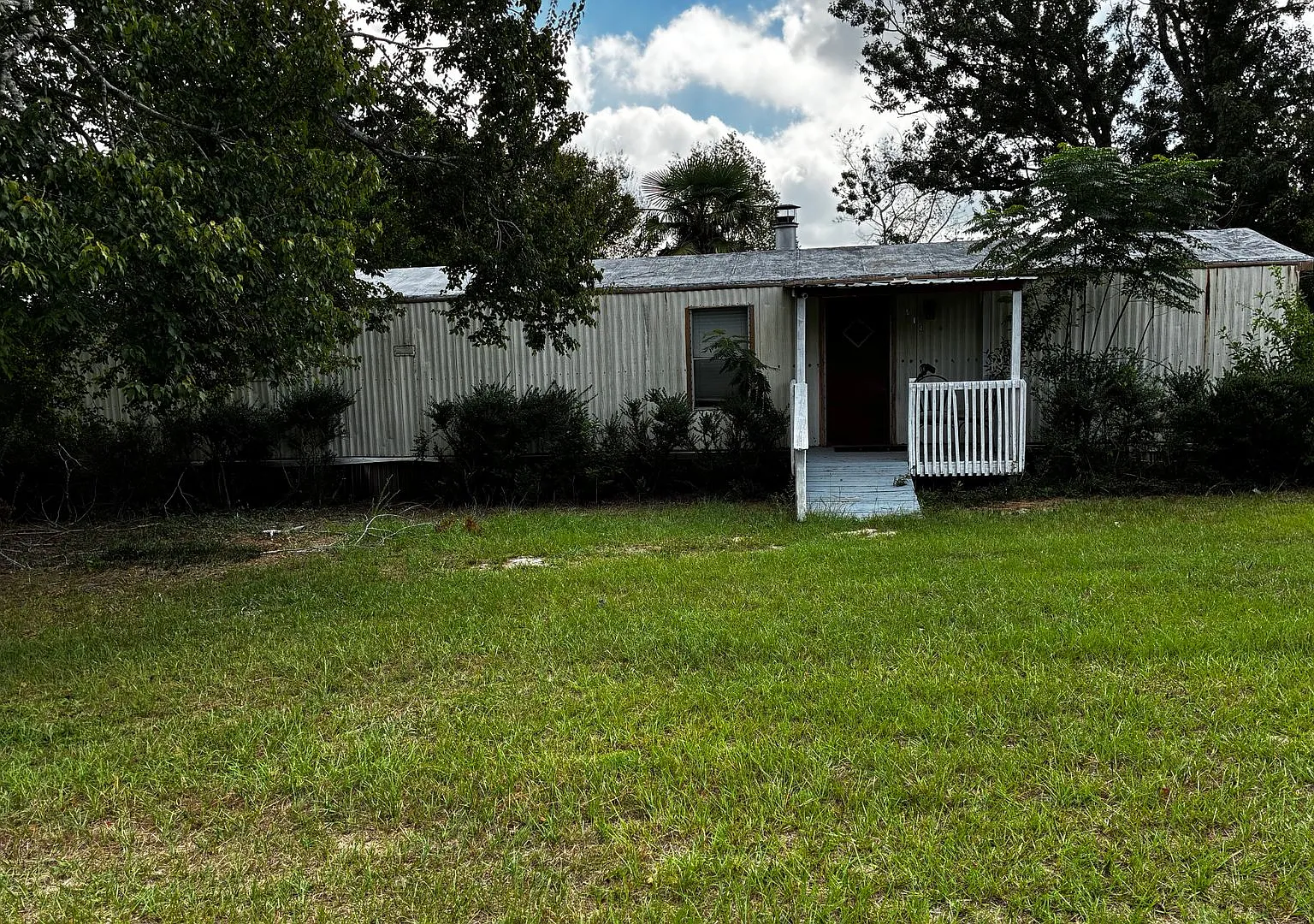 Charming 2BR/2BA manufactured Retreat in the Georgia Hills — Photo 1