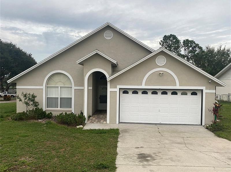 1st image of 1005 Valentina Dr