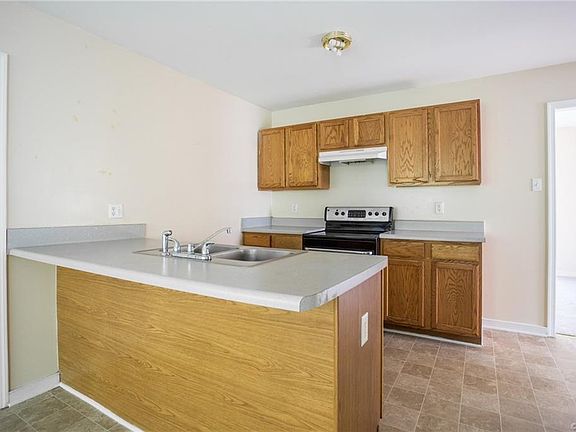 2nd image of 6211 Lodgepole Dr