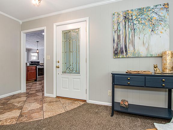 5th image of 4506 Braeburn Dr SE