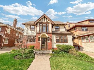 325 Middlesex Rd, Buffalo, NY 14216