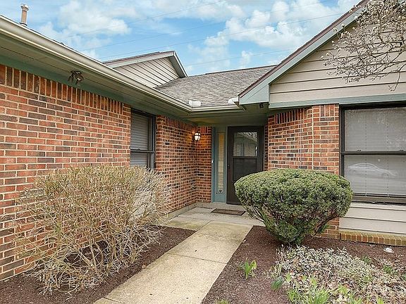 3rd image of 564 Cabot Cir APT B