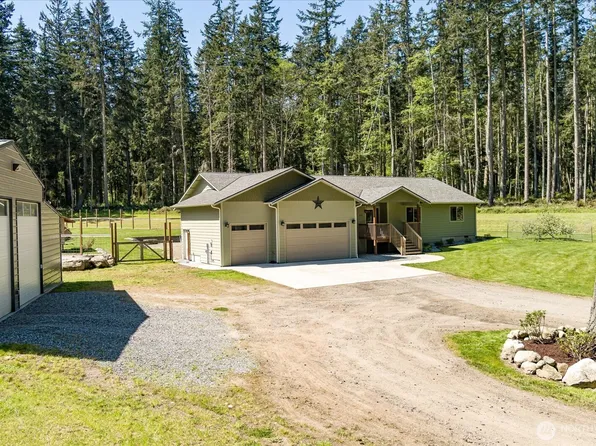 914 Race Road, Coupeville, WA 98239
