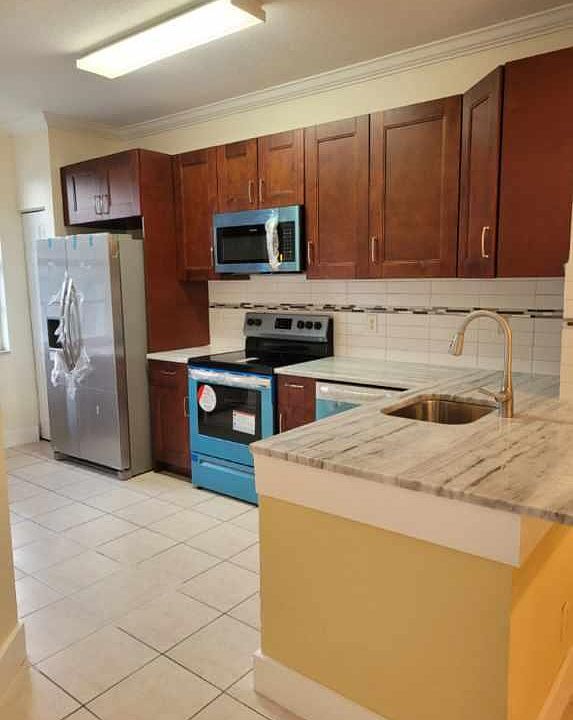 1st image of 4027 NW 92nd Ave