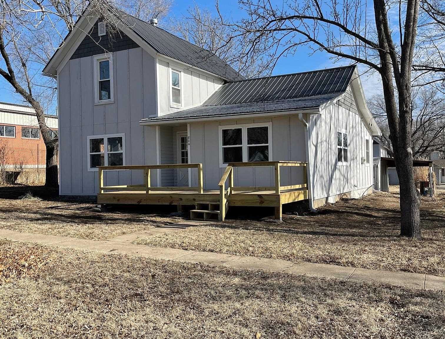 804 Missouri St, Alma, KS 66401 Zillow