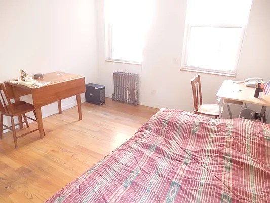 Rented by John O'Kelly Real Estate | media 6