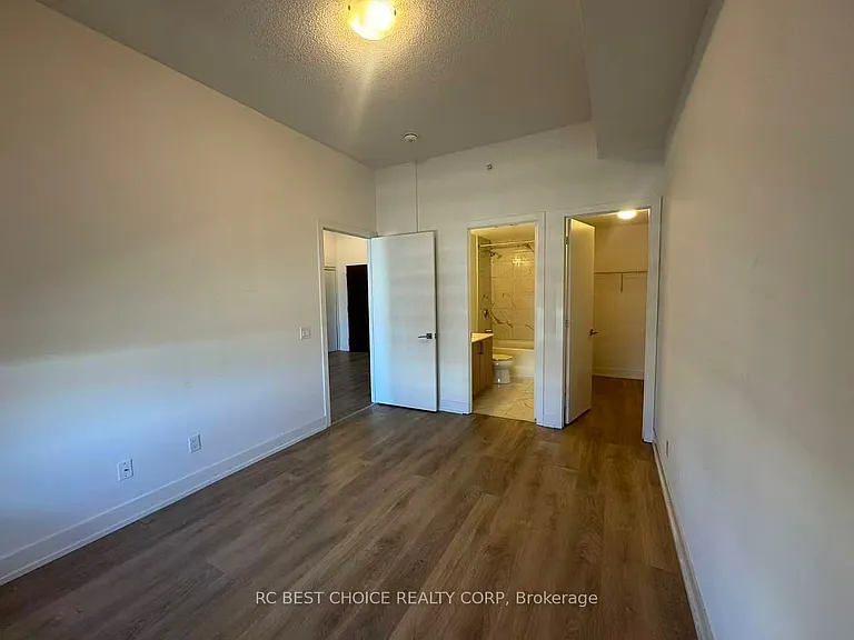 268 Buchanan Dr #820W — Photo 12