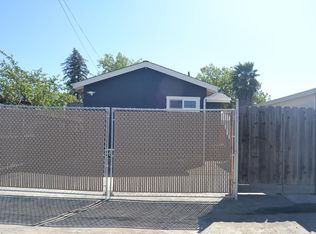 3065 Hoover St #A, Redwood City, CA 94063