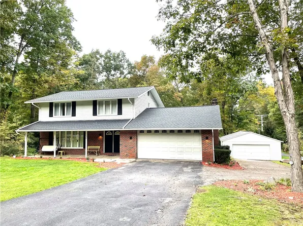 138 Bradman Est, Slippery Rock, PA 16057