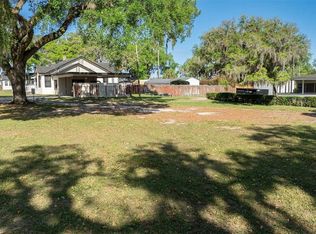 833 NE 28th St, Ocala, FL 34470