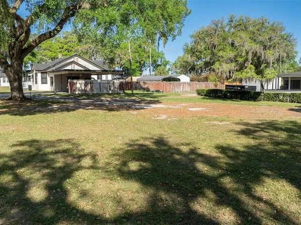 833 NE 28th St, Ocala, FL 34470