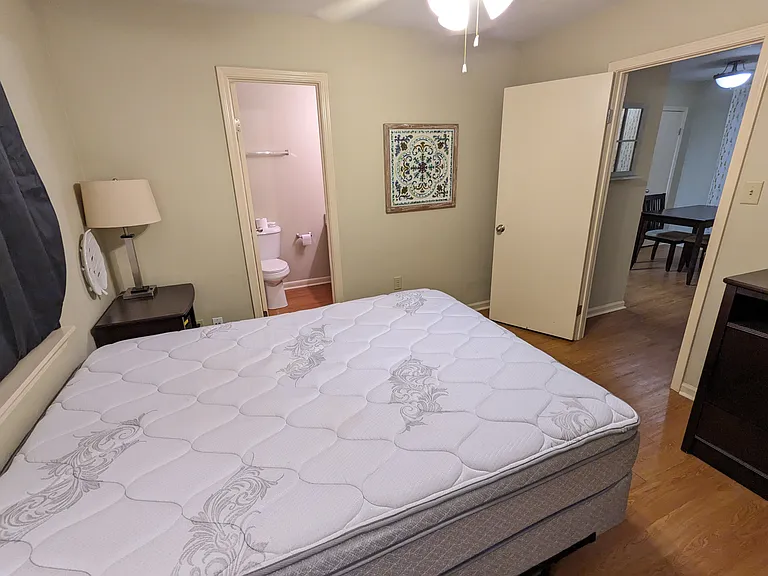 121 N Jackson St #411 — Photo 8
