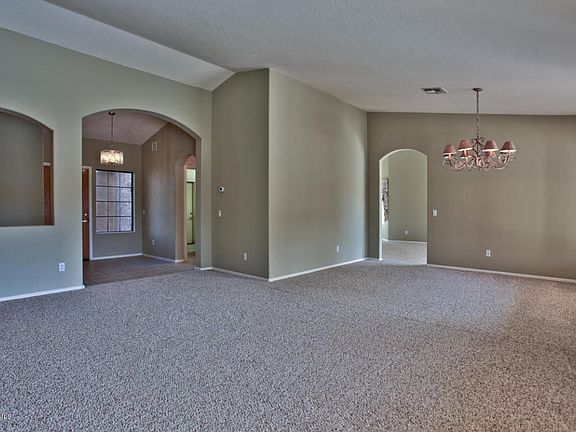 5th image of 15773 W Amelia Dr