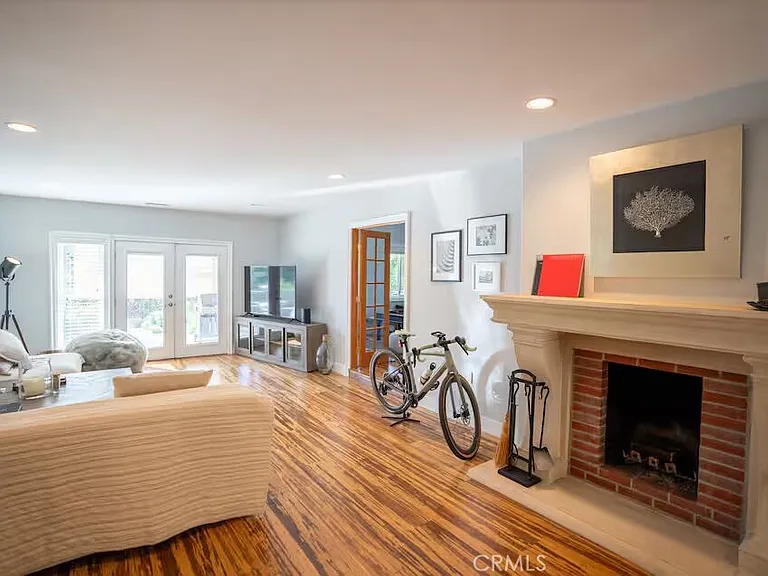 24361 Mulholland Hwy — Photo 7