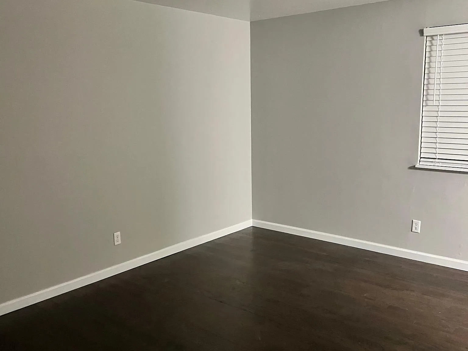 2 bed, 1100 sqft, $1,100 — Photo 3