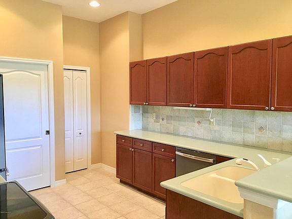 5th image of 2254 Brightwood Cir