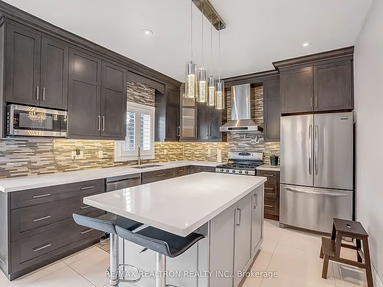 351 Brookside Rd — Photo 20
