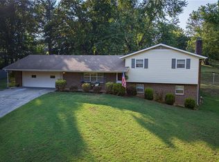 1827 June Ln, Jackson, MO 63755