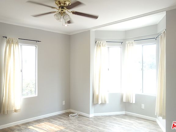 3rd image of 1228 N Westmoreland Ave