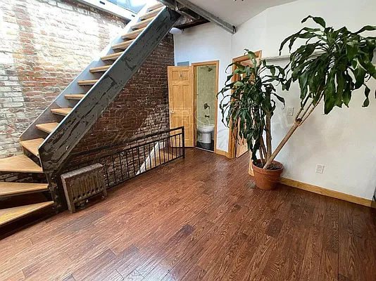 Rented by Ideal Properties Group | media 6