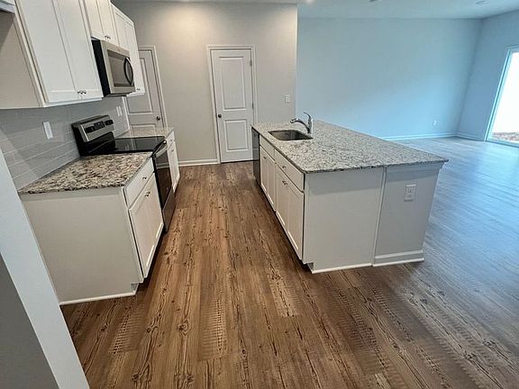5th image of 5316 Melbourne Ln