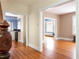 5 Cummings Rd, Newport, RI 02840