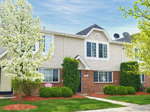 29710 Amy Ln, Chesterfield, MI 48047