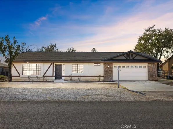 18037 Mondamon Rd, Apple Valley, CA 92307