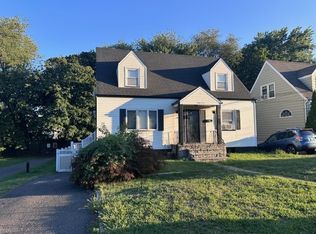 34 Garden Ct S FLOOR 2, Garfield, NJ 07026