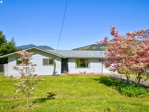 278 NE Cherie Way, Myrtle Creek, OR 97457